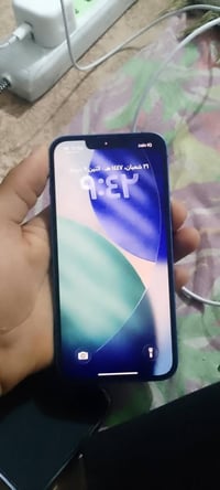 آيفون 13 • ١٢٨ • نضيف حيل