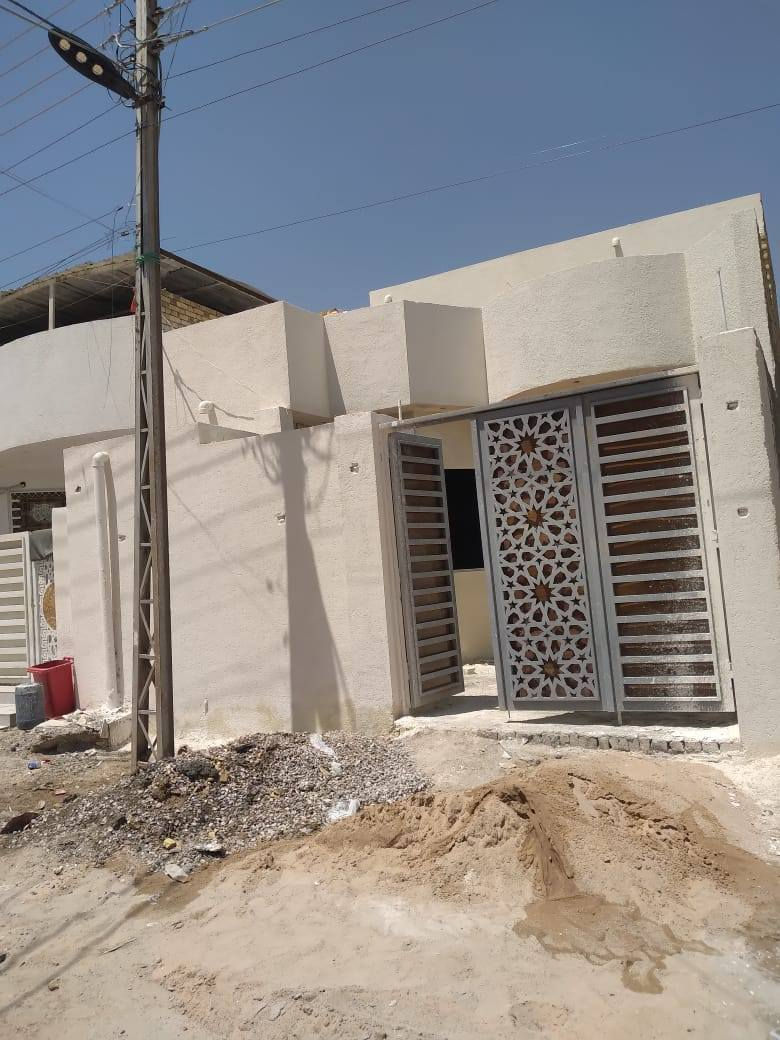 خلفه لبخ وبياظ وجص متفرغ حاليا شغل درجة أولى الاتصال ***********
