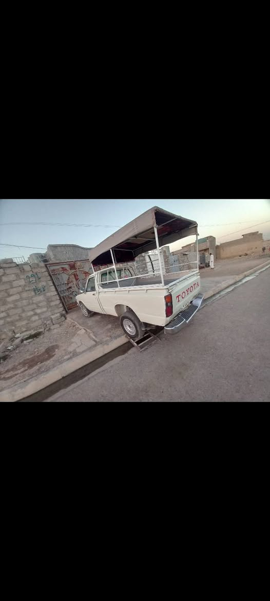 سلام عليكم عندي بيكم للبيع ٨٠ رقم نينوى نكليزي شرط الوكالة والتحويل السنوية ل ٢٠٣٠ السعر ٣٨ المكان مو صل جانب اليمن السفسار عل هذا رقم ***********
