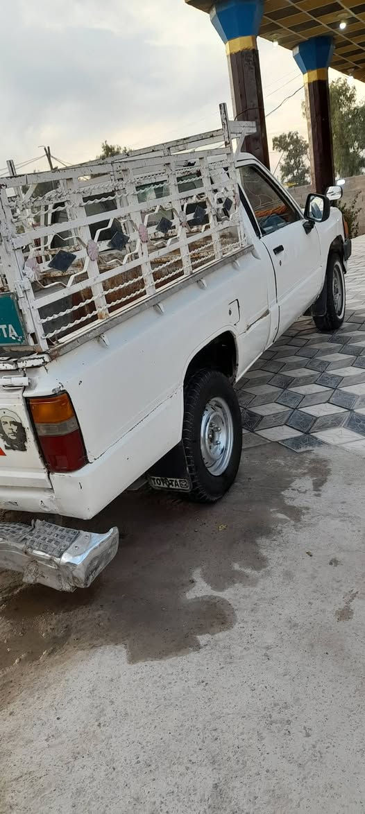 السلام عليكم  موديل ١٩٨٥  كير مكينه اكسن مكفولات تحويل مباشر  بسمي  سنويه لل ٢٠٢٨  ترهم مراوس بكيا  ٦ جنكال 
***********
