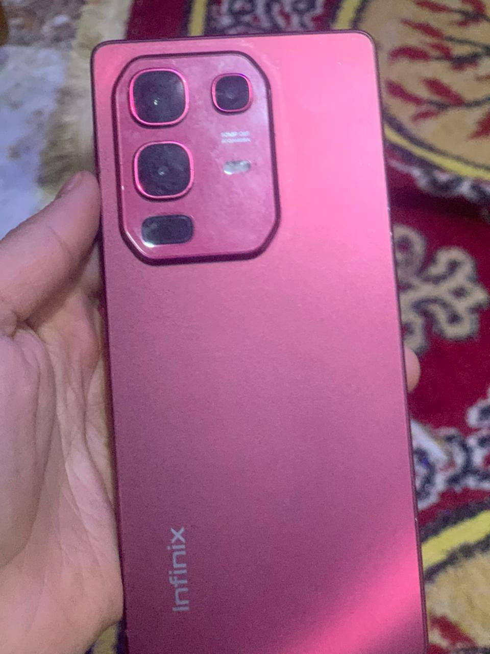 سلام عليكم تلفون انفنكس نوت ٥٠ تلفون نظيف فقط مفتوح الضهر سعر٢٢٥بيه مجال عنوان البصرة رقم الهاتف***********
