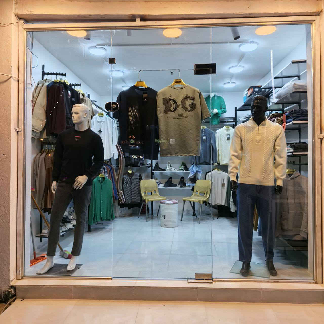 #يالله_على_بركة_الله
افتتاح فرعنا بالموقع الجديد
#ازياء_هِندام_للالبسة_الرجالية
شارع النجمة_مجاور مثلجات الساقي 
تنزيلات على كل القطع داخل المحل 
#الصيفي_القطعة_على_5,000
#الشتوي_القطعة_على_10,000
قميص لنن ب 8,000
الاحذية ب 10,000
القميص الكاروهات ب10,000
هاينك ب10,000 
بدييات ردن ب 10,000
قمصلة نفخ 15,000
بنطرون كصة عدله ب10,000
بنطرون قماش كوري ب10,000
بنطرون عادي ب 5,000
بجامه ب5,000
بجامة 110 ب 10,000
بنطرون بوي القطعة ب15,000 قطعتين ب  25,000
للاستفسار مراسلتنا او الاتصال:
***********
***********

#شرفونا_اهلا_وسهلا
#سابقا_ازياء_صافي
