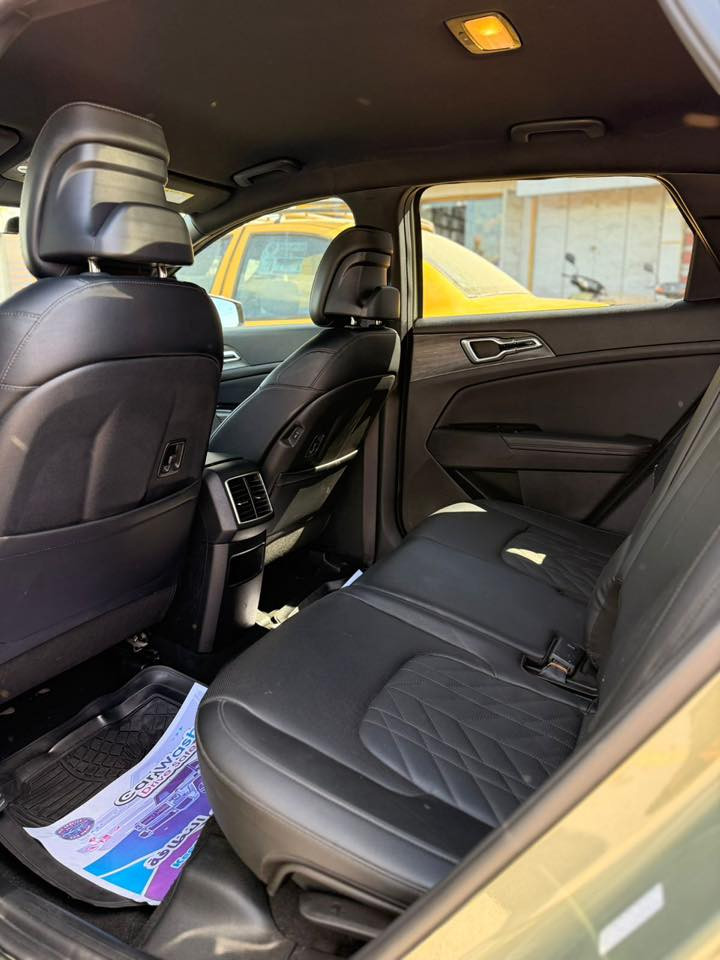 السلام عليكم سبورتج للبيع
2024 بدون رقم تترقم جميع المحافظات 
محرك ٢٥٠٠ جي دي اي
وارد امريكي حادثه واضح بالصور حادث خلفي 
 برستيج السياره 
كشنات كهرباء 
تدفئة كشنات 
ردارت وحساسات فول السياره 
بصمه تشغيل 
بصمه ابواب
مكاني بغداد
للاتسفسار
***********
