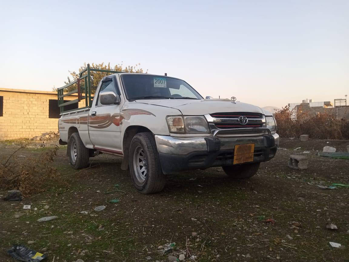 دێر 2007
مەنەفێست 
گێڕ و مەکەینەی مەزبوت 
کامل بۆیاخ 
بەخاخ 
32 مەجال
***********
