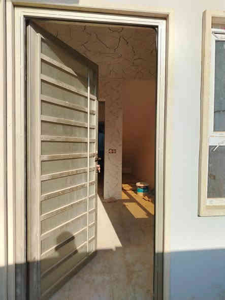 دار للبيع مساحة ٩٢م واجهة ٦ الا ربع   في هيما ستي الثانية جمعية الحدباء كارت بلدي بسمي طابقين كامل صحيات بالطابقين  ثلاث غرف صحيات  السعر المطلوب ٨٨ مليون وبي مال بناء حديث فارغ غير مسكون موقع البيت قريب على شارع ١٢ رقم القطعة ٣٦٨
للاستفسار الاتصال على الرقم ***********
