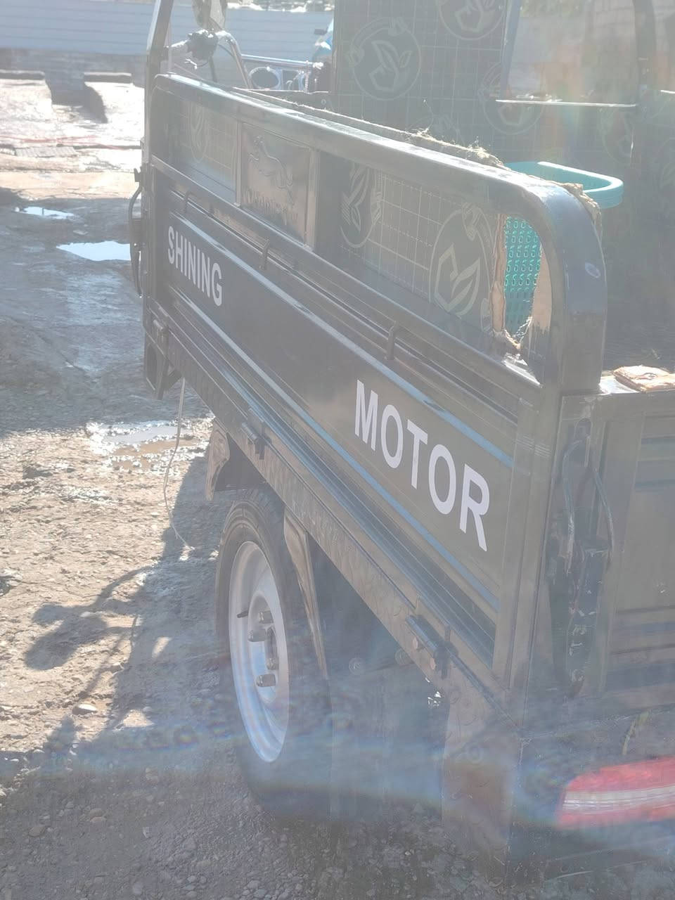 سلام عليكم ستوته لبيع موديل ٢٣طالعه ب٢٥مكينه ٢٤ستوته خير من الله مكانها بغداد الحسينيه راشديه
رقم  *********** سعرها 2300وبيها مجال
