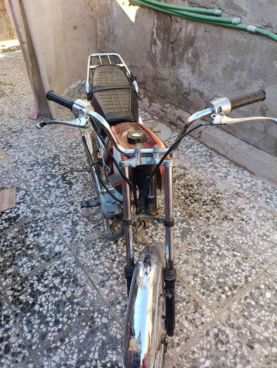 السلام عليكم اربعه كير كلك كلك مكفوله جاهزه ماعايزه كلشي 250قفل ماكني نجف حي العسكري 
الشراي يتصل ***********
