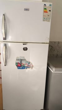 ثلاجة • للبيع • عدد ٢