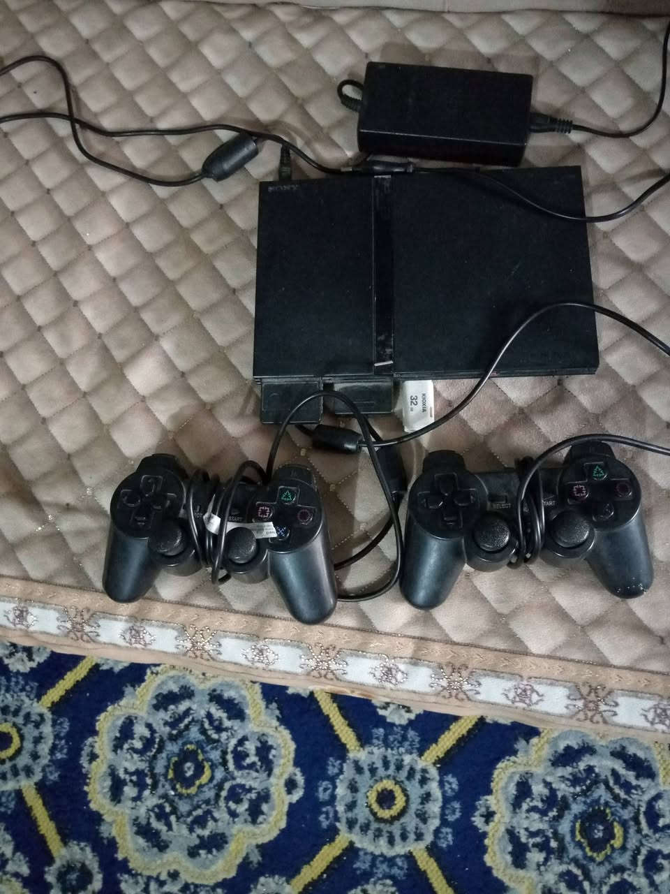 بلي ستيشن 2 للبيع با35  كلش نضيف


**إذا كنت صاحب هذا الإعلان وتريد حذفه لأي سبب، رجاءا أرسل رسالة إلى الدعم الفني**