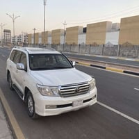 لاندكروز GXR • ٢٠٠٨ • صبغ امامي