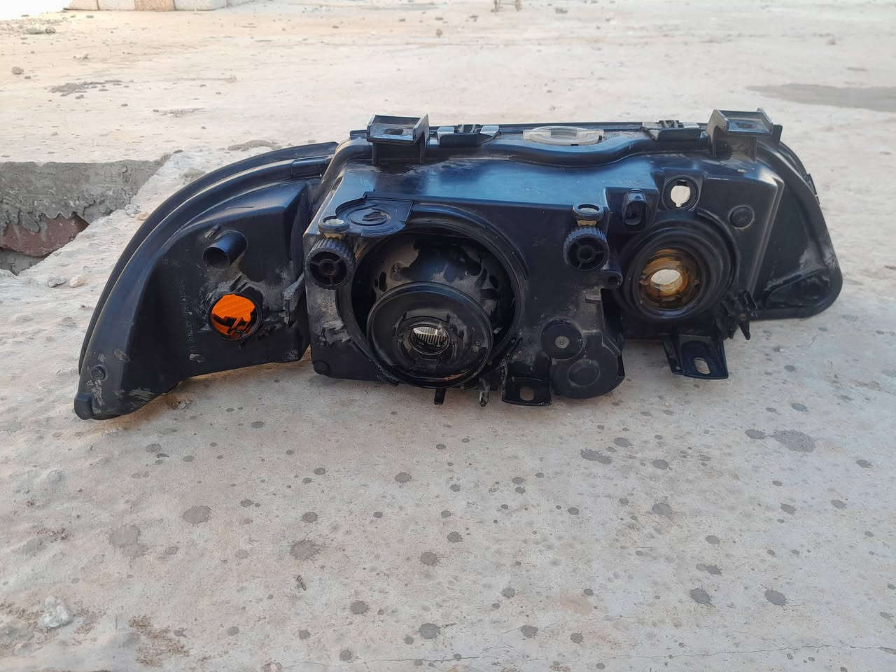 فنارات BMW فئة خامسة
بحالة جيد لا كسر و لا تصليح 
للبيع مكان بنغازي سيدي خليفة 
0928018634


**إذا كنت صاحب هذا الإعلان وتريد حذفه لأي سبب، رجاءا أرسل رسالة إلى الدعم الفني**