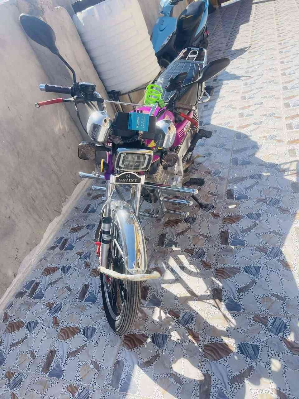 دراجه سيفون موديل 2023
السعر 650بيها مجال ***********🌹
