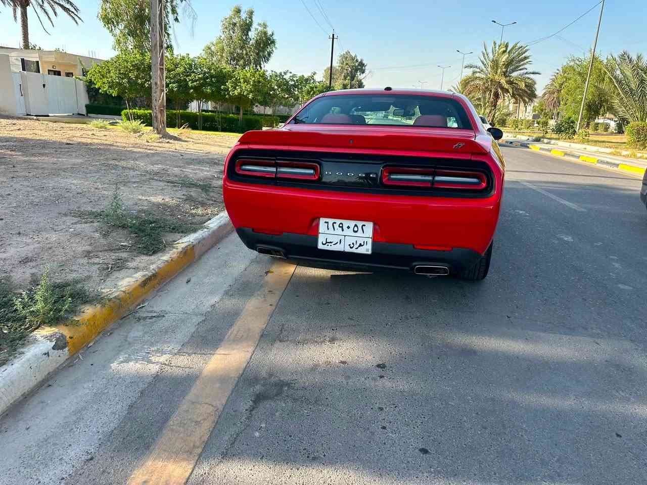 للبيع دوج جالنجر 2019 أمريكي احمر مميز
محرك 3600
رقم اربيل  باسمي
السياره   4 ويل وملغي بس تكدر تستعمله 
مواصفات الـ SXT 
هيتر كشن وستيرن وباقي المواصفات 
حادث امريكا جاملغ خلفي 
بالعراق نطخت الباب والجاملغ الامامي حوادث خفيف يعني بيها ٣ قطع صفحة السايق 
ضربة مال عراق خليتها اخر صورة قديمه
ورقم الشاصي مرفق بالصور 

ماشيه 140 الف كيلو 
كير  محرك كفاله 

السعر 143$ 

‏‭***********
