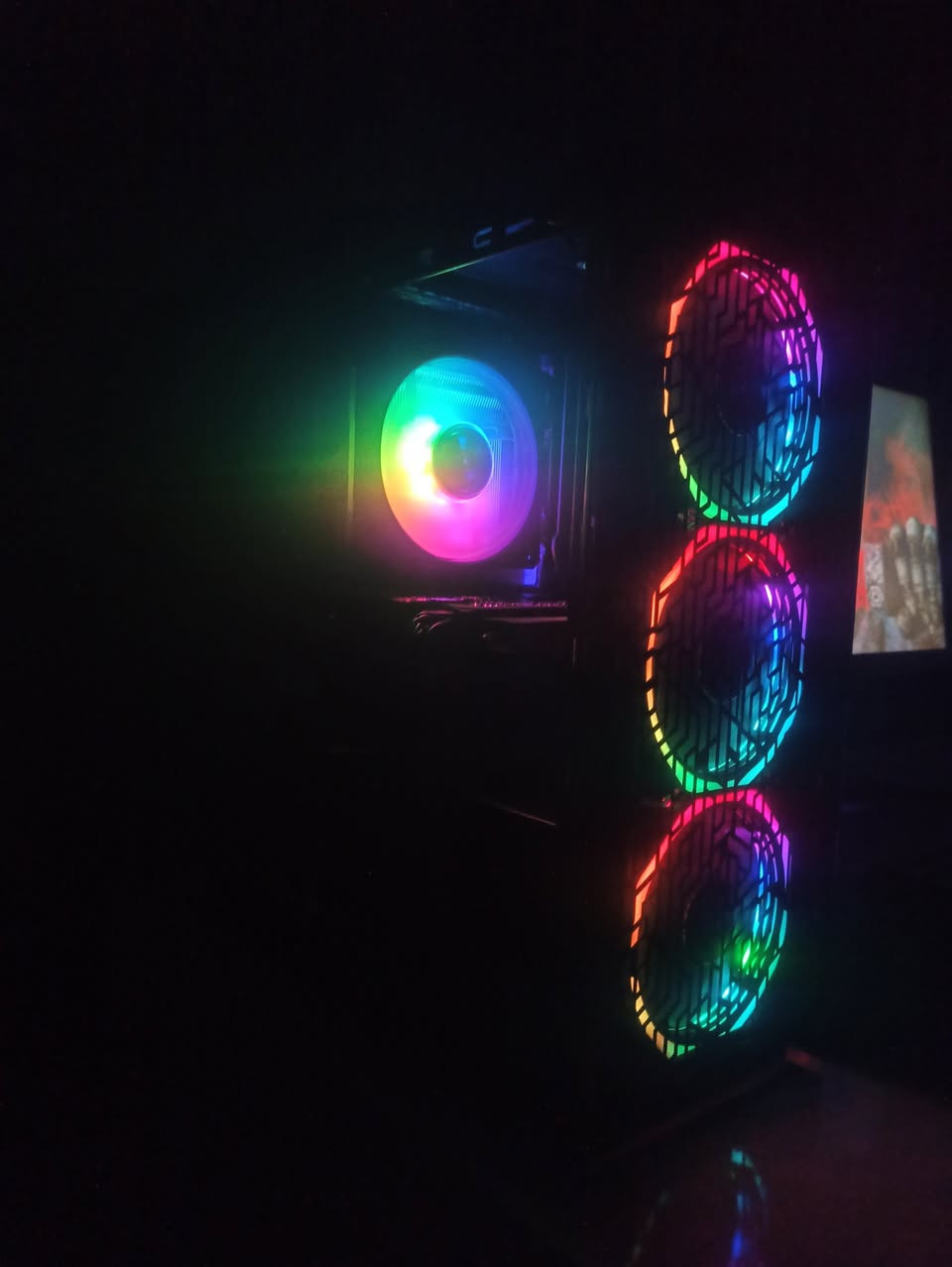 لسلام عليكم

📝 لعشاق { CASE MICRO TOWER } - ( MINI PC )
  💻 مواصفات:/
  ▫️ CPU:/ { INTEL® CORE™ i5-9400F PROCESSOR }
  ▫️ GPU:/ { AMD™ RADEON® RX 580 8GB BLACK 2FAN 59℃™ } 
  ▫️ M.B:/ { MSI B365M PRO-VH/M.2 } 
  ▫️ RAM:/ {  16GB ( 2x8GB ) DDR4 }
  ▫️ P.U.S:/ { 500W +80 PULS BRONZE } 
  ▫️ STORAGE:/ { M.2 NVME 128GB + HHD 500GB  }
  ▫️ CASE:/ { XIGMXTEK NYX-3F ARGB 3FAN MICRO TOWER }
 📝اخوان بس الكيس دينباع 85 الف واكثر  ويمكم الحساب

💰 السعر: 419,000 دينار عراقي 🔒
📍 مكاني: بغداد - الأعظمية
🚚 التوصيل: بغداد (5 آلاف) | المحافظات (6 آلاف)
📞 رقمي: ***********
