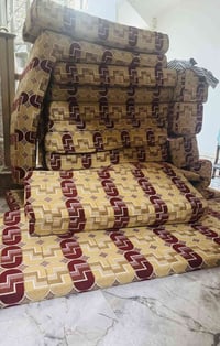 ديوان كامل للبيع استعمال قليل كلش  للاستفسار 07835717880