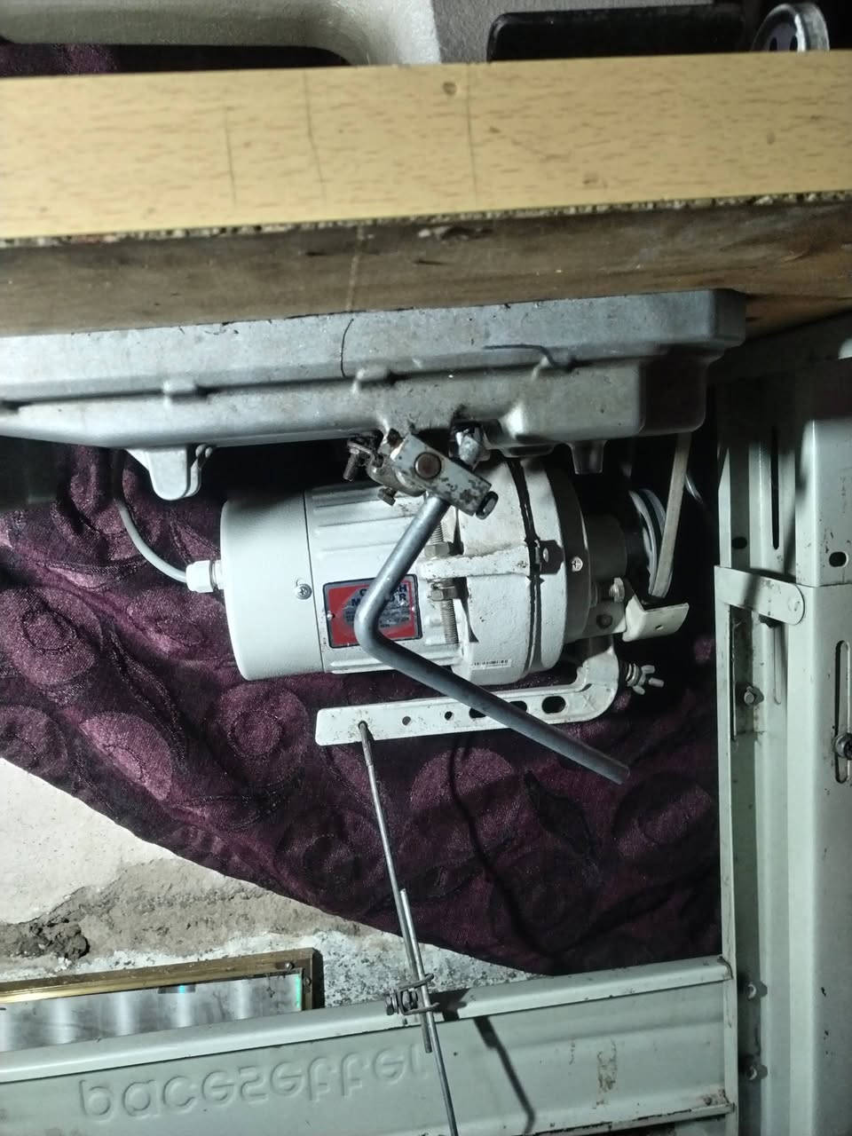 البيع مكين براذر صناعي سعر 240وبيه مجاله ***********
