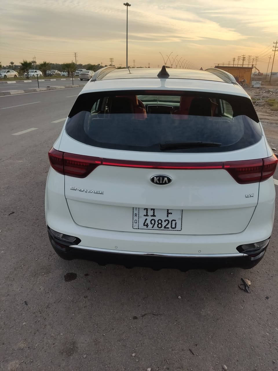 سبورتج  2020 وارد كندي أعلى فئة
كيا سبورتج للبيع 2020

السعر 160بصمه سياره موصفاته راقيهEX

فول مواصفات 

مواصفات :- بصمه -  - محرك -2400

رادارات - حساسات - كشنات كهرباء + جلد -

صندوك كهرباء - شحن لاسلكي - تشغيل عن  بعد تحديد مسار. مري شفط 

قلاب.  

شاشة كبيره متصل - قطعتين تبريد

الضرر :- جاملغ  + شويه بل بنيد بسيط

السعر ( 160ورقه. 
***********
ديالى / بعقوبة
