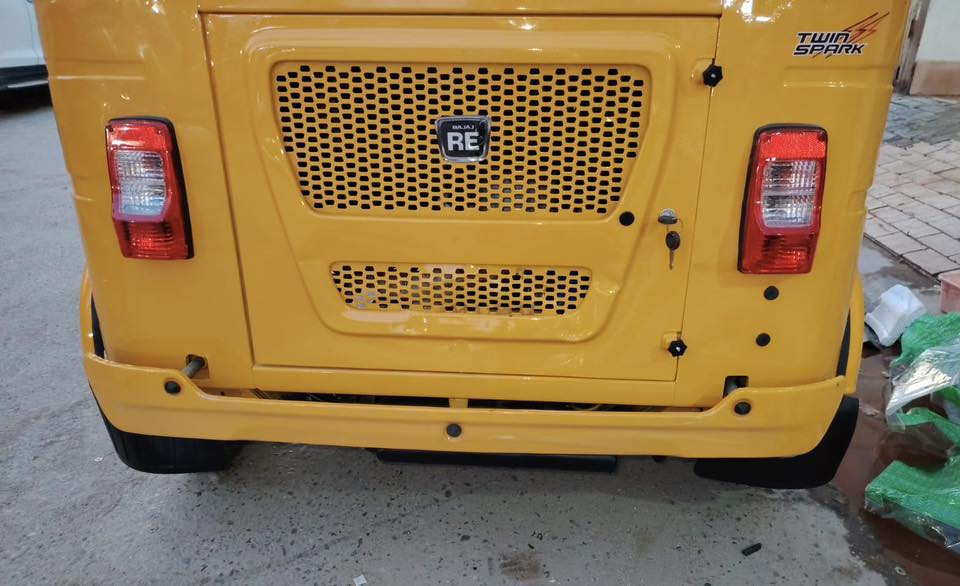 ٢٠٢٢ الوجبه الأولى رقم كربلاء انكليزي تحويل مباشر مكفوله كشر ومحرك تكتك جديده احلى من الصور تكتك على وضع الشركه 
بلاديه مكان كربلاء ‭٠٧٧١ ٨٥٩ ١٦٨٧‬ 

‭٠٧٨٢ ٢٧٢ ٢٢٩٩‬
