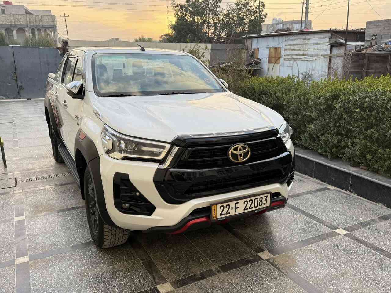 السلام عليكم للبيع
تويوتا هايلوكس TRD موديل 2023

 فول مواصفات كفالة عامة ماشية  ٤٣ الف 

رقم اربيل   السعر 338وبيه مجال 

 مكان/ بغداد 

الأستفسار / ‏***********
