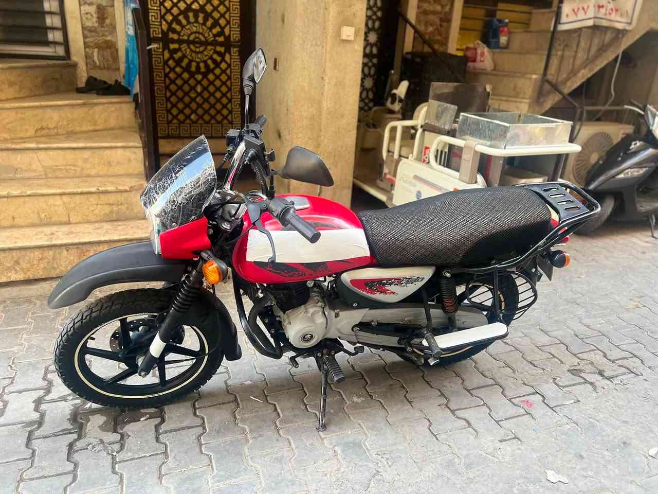 يالله
بوكسر جبلي للبيع موديل 23 ن كامل لوحه وسنويه مابيه اي نققص دراجه ماشيه 15 الف طراحه جديده جيب فيتر وفحص مكاني بغداد

***********متواجد وتساب
