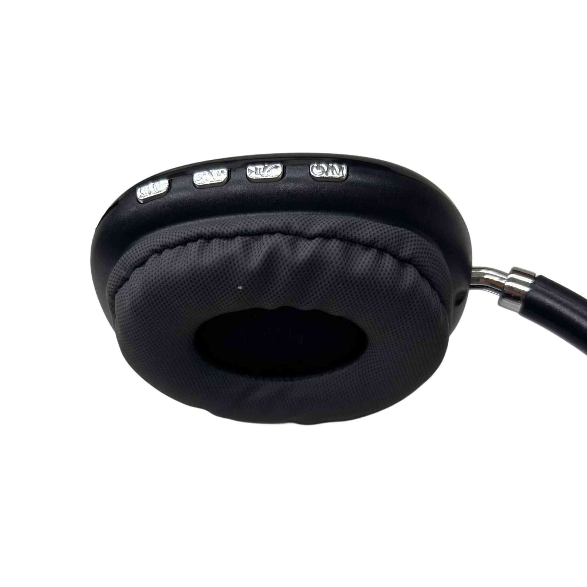 📌 تفاصيل العرض:

✅ الكمية: غير محدودة

💵 السعر: 8,000
راسل الصفحة للحجز والاستفسار

🚚 التوصيل:
  - داخل بغداد: 3000 دينار
  - باقي المحافظات: 5000 دينار

سماعة رأس لاسلكية P9 ستيريو مع دعم AAC/SBC

• سماعة رأس بتصميم عصري مريح توفر تجربة استماع واضحة بفضل مكبرات الصوت عالية الحساسية.

• مزودة بمكبرات صوت ديناميكية Hi-Fi بحجم 50 مم لتقديم صوت واضح وتفاصيل موسيقية متوازنة.

• تدعم تقنية فك تشفير الصوت AAC و SBC لتجربة صوت محسنة ومتوافقة مع العديد من الأجهزة.

• حساسية ديناميكية عالية تساعد على إبراز تفاصيل الصوت بشكل واضح.

• تصميم فوق الأذن مع وسادات كبيرة مريحة مناسبة للاستخدام اليومي.

• هيكل خفيف وأنيق مناسب للاستماع للموسيقى ومشاهدة المحتوى.

• الموديل: P9
• نوع السماعة: سماعة رأس فوق الأذن
• حجم مكبر الصوت: 50 مم Hi-Fi Dynamic Coil Speaker
• دعم ترميز الصوت: AAC / SBC بغداد, العراق


**إذا كنت صاحب هذا الإعلان وتريد حذفه لأي سبب، رجاءا أرسل رسالة إلى الدعم الفني**