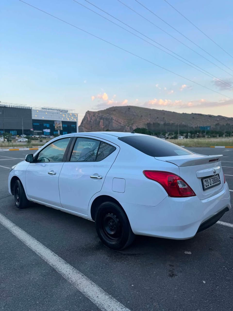Nissan sunny 2020 
نیسان سەنی ٢٠٢٠ یەدەنیکل و جام کارەبا شاشە کامێرە چوار پارچەی بۆیاخە گێڕو مەکینەی نەکراوەتەوە سەنەوی ڕەقەمی نوێیە بە ناوی خۆمەوەیە 
شوێن ڕانیە
سحر ٨٨مجال 
0️⃣7️⃣5️⃣0️⃣2️⃣1️⃣7️⃣8️⃣3️⃣0️⃣3️⃣ whatsapp-viber رانية, السليمانية
