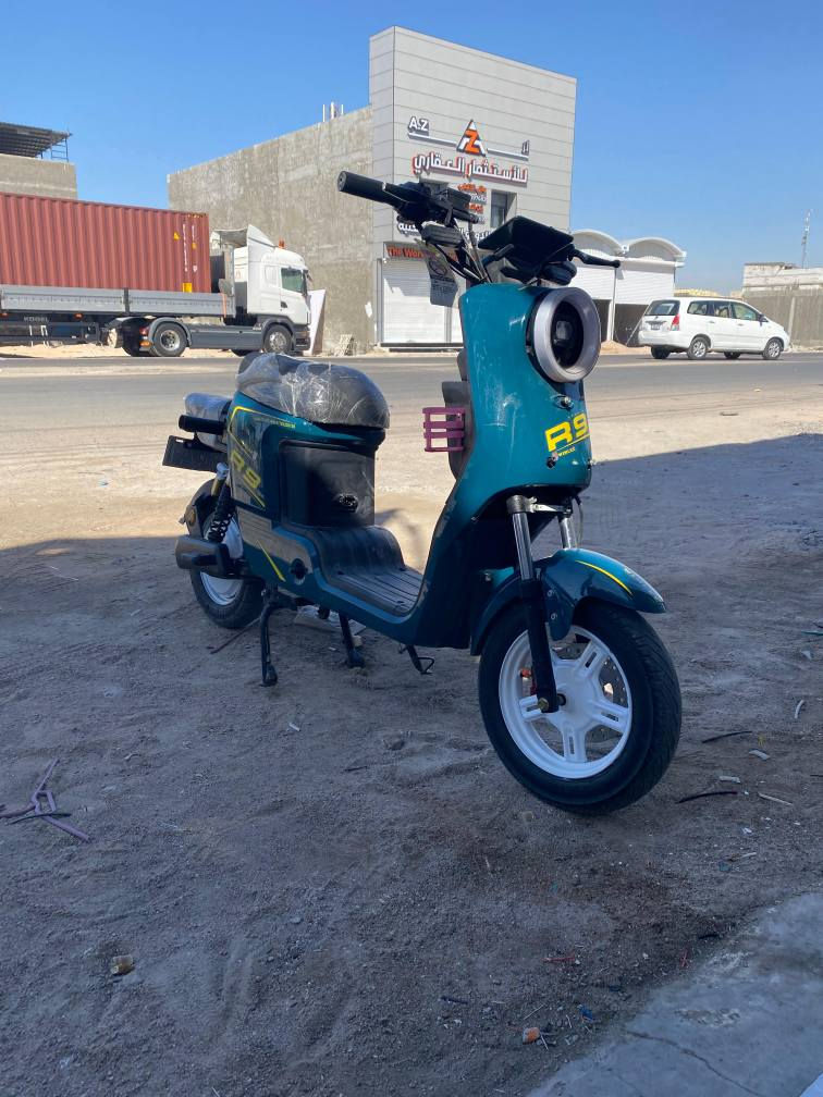 دراجة شحن R9 موديل 2025 دراجة نضيفة تحتاج تبديل باتريات فقط غراضها كلها موجودة مكاني بالقبلة *********** البصرة, العراق
