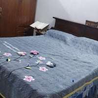 غرفه اخشاب • نظيفه • زاويه