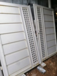 باب سياج ثقيل ٣ ملم مع جرجوبه إطار ٣ ملم ارتفاع ١٩٠  وعرض مترين ونص لل...