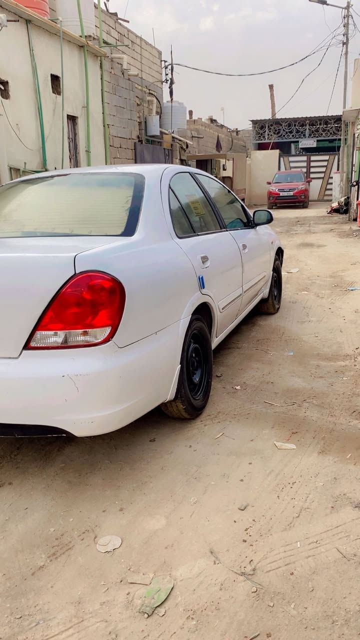 سيارة نيسان سني ادووواات كصة جنطة سيارة جاهزة من كلشي فقط الحدادية تعبانة يرادلها ترتيب كير مكينة خير من الله كشرتها حلوه ما متواجد ع الفيس 
العنوان البصرة شط العرب 
السعر 28 ورقة و بيها مجال قليل 
واتساب : ***********
سيم كارت : ***********
