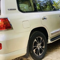 لاندكروزر بريم • ٢٠١٠ • ٨ سلندر