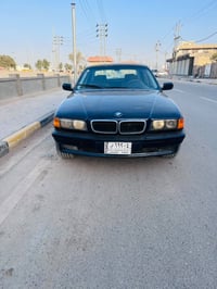 E38 • 740 V8 • اثر حادث
