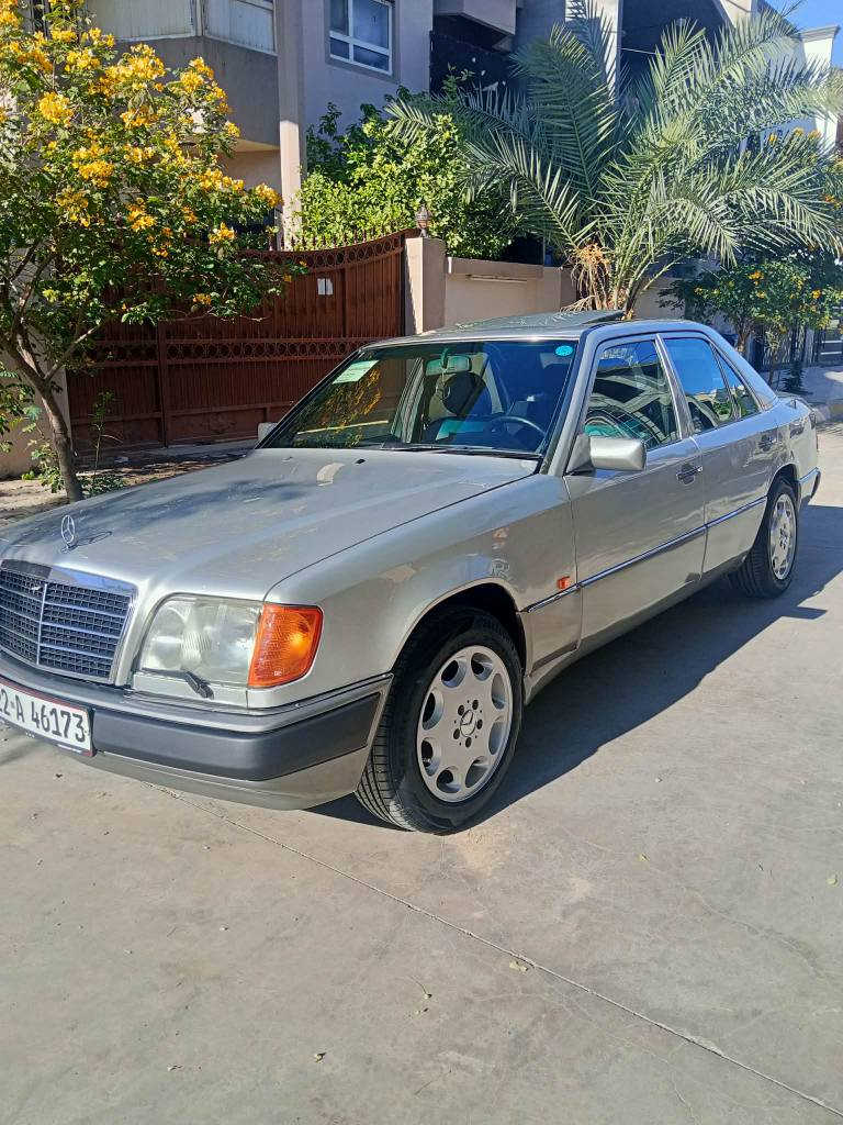 مارسيدس دب موديل ٩٣ كير محرك بطه 3000 مجاول جديد كسر حاويه صدر امامي خلفي قبل شهر شديته تخم تاير جديد باتري، جديد جام كهرباء سياره سلايت كهربائيات كله جديد او شغال رقم اربيل  بأسمنه سياره ما تصرف عليه ولا دينار  للاستفسار اتصل على  ‏‪***********‬‏ كركوك, العراق
