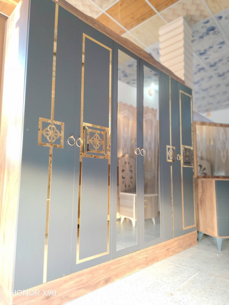 غرفه 5خمس قطع بيع اومراوس الشراي يتفضل خاص ***********
