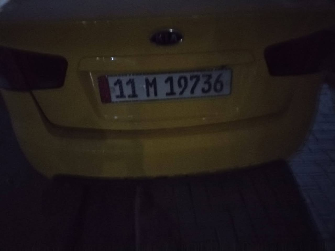 السلام عليكم للبيع فقط فورتي موديل 2010  
وارد امريكي حادث خشم جاملغ امامي جهة صدر وتبديل فقط بنيد مكينة 2000 دوش رقم بغداد الدولي الجديد 
مكاني بغداد حي السفير قرب مدرسه حمو رابي 
الاتصال على الرقم *********** السعر 85 وبيهة مجال حك الجية
