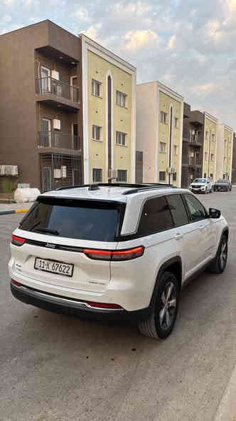 السلام عليكم 
جيب كراند شيروكي لمتدد بلاص ٢٠٢٣ 
فول مواصفات للاخير ماعده جكات 
  رقم بغداد بسمي تحويل مباشر
 (الضرر كما موضح بل صور ) 
ويوجد سونار جديد 
عداد المسافه 69  الف 
مواصفات
؛بصمه 
؛بانوراما
؛صندوك كهرباء 
؛٥كامرات 
؛رادرات ٣٦٠ درجه 
؛حساسات خلفيه 
؛بردات خلفية 
؛شاحن واير ليس 
؛منبه اصطدام 
؛وقوف ذاتي 
؛تحديد مسار 
؛نضام صوت Alpine
؛تبريد قطعتين 
؛دخول ذكي 
؛تشغيل عن بعد 
؛كشنات تدفئة تبريد +كشنات خلفية هيتر
؛السعر ٣٢الف 
اي استفسار ***********
مكاني بغداد
