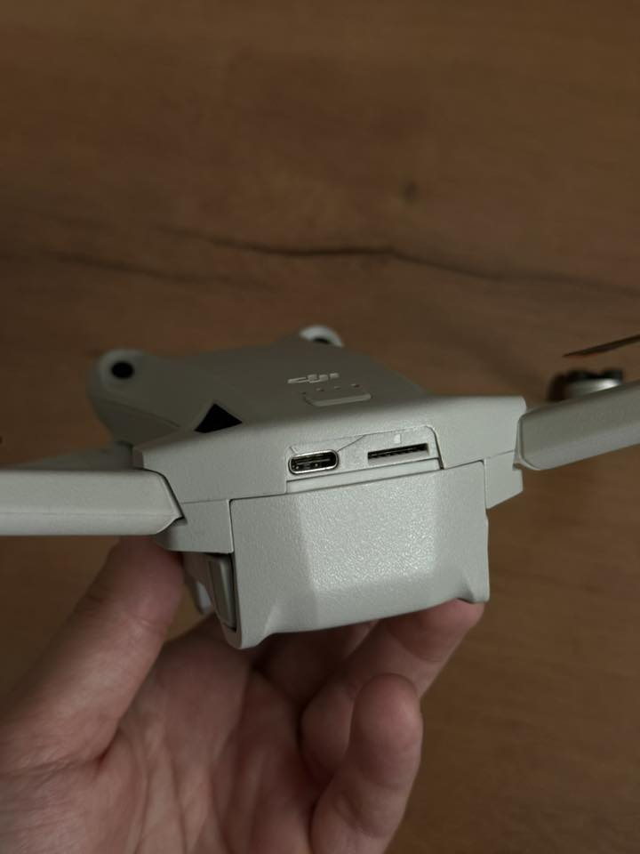 للبيع dji mini 3 pro سنكل / سمارت كنترول
مستعملة قليل / امبدل بيها ecs فقط
وياها جميع محلقاتها + فلاتر هدية
السعر مليون / 1000,000
ماكاني أربيل/ ماعندي توصيل 
للتواصل خاص


**إذا كنت صاحب هذا الإعلان وتريد حذفه لأي سبب، رجاءا أرسل رسالة إلى الدعم الفني**
