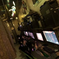 محل حاسبات (نتورك)للبيع الموقع حي العامل شارع 7نيسان مقابل جوال ستوري ...