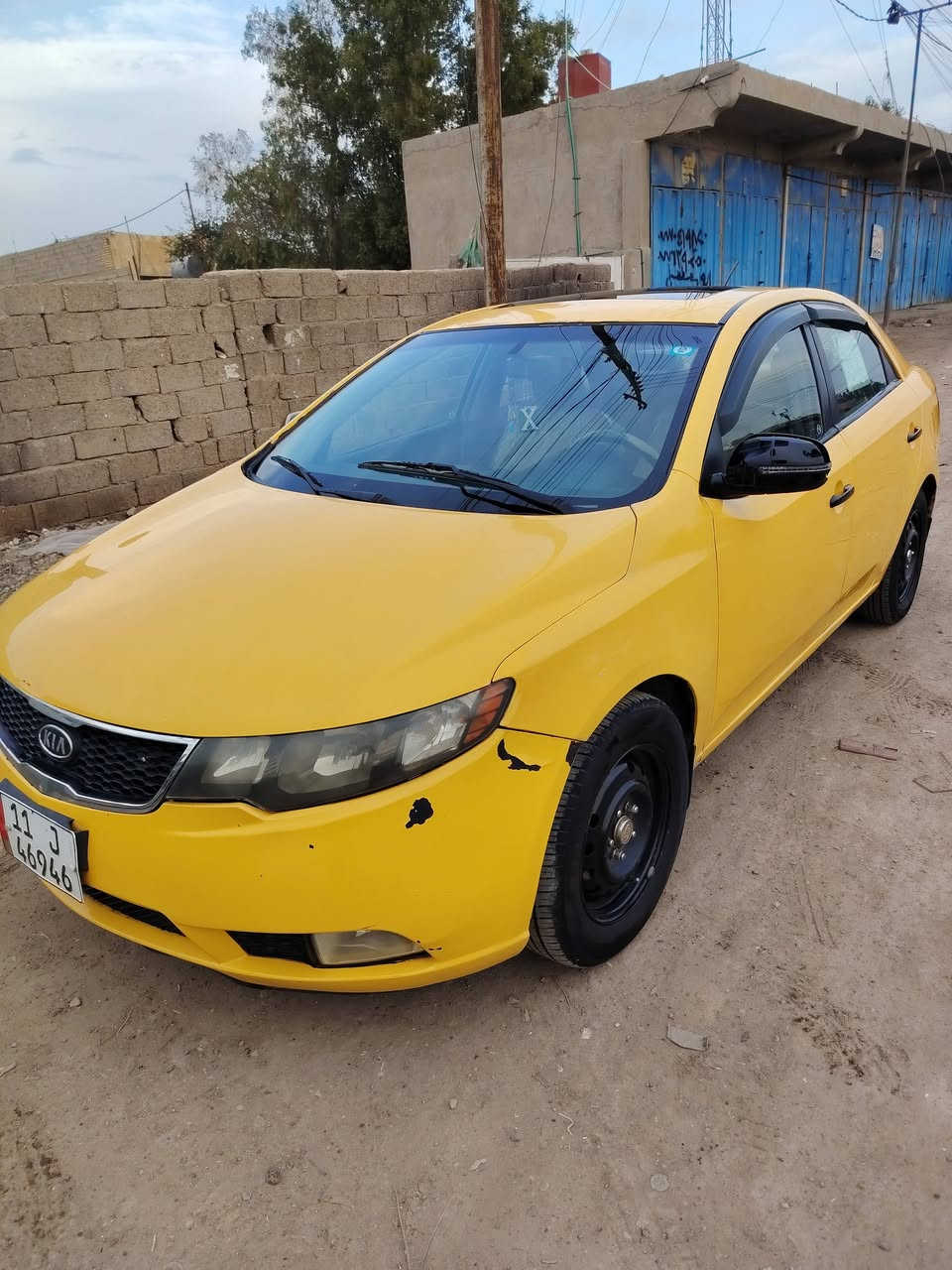 للبيع فورتي وارد امريكي محرك2000 موديل 2012) ***********
