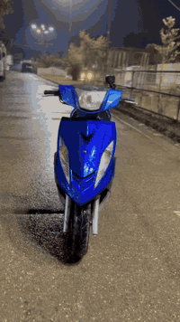 سلام عليكم دراجه GTR🇯🇵 صار اله سبوعين نازله من الرمبه دراجه لكهربائية مكفوله المكينه مكفوله دراجه نشطه معدل شرط  بيه بس بجم مبدل عنواني بغداد الزعفرانية دراجه سعره واحد ٢٠٠ وبيه مجال ***********
