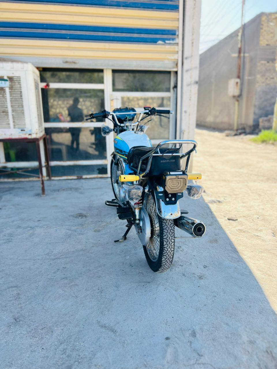 السلام عليكم شباب دراجه تايجر للبيع موديل 24  كفاله عامه دراجه اوراق مكاني حله سياحي  ***********
