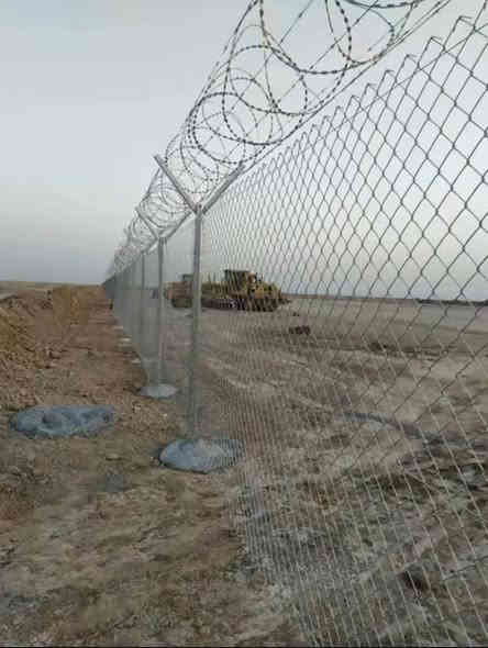 تعلن شركت الزهراء لعمل وتنصيب اسيجت بي ار سي لعمل  ونصب جميع انواع اسيجة ال بي ار سي  BRC  بجادر وبدون جادر  بمختلف الاحجام والقياسات ⚒️
🟦بي ار سي مغلف الوان 3،5 ملم كرسته وعمل 10 الف
🟦3 ملم كرسته وعمل 9 الف
🟦3 ملم مع جادر 10 دينار
🟦2،8 ملم 8500دينار
🟦2،8 مع جادر 9500 دينار
🟦2-7ملم 7500 دينار
🟦2،7مع جادر 8500 دينار
🟦2،6ملم 7 الف
🟦2،6 مع جادر 7500 دينار
🟦  وعن عمل  ونصب  جميع انواع الاسيجة العشبية  ☘️☘️
🟦 اسعار تنافسية 😉💰
🟦نعمل في بغداد وجميع محافظات العراق 🚛 يوجد كادر عمل لنصب وتسيج بدقه عاليه
🔰🔰للاستفسار  اكثر قم بمراستلنا من الزر اسفل المنشور اوالاتصال على الارقام يوجد واتساب 👇👇
***********📞 ***********
