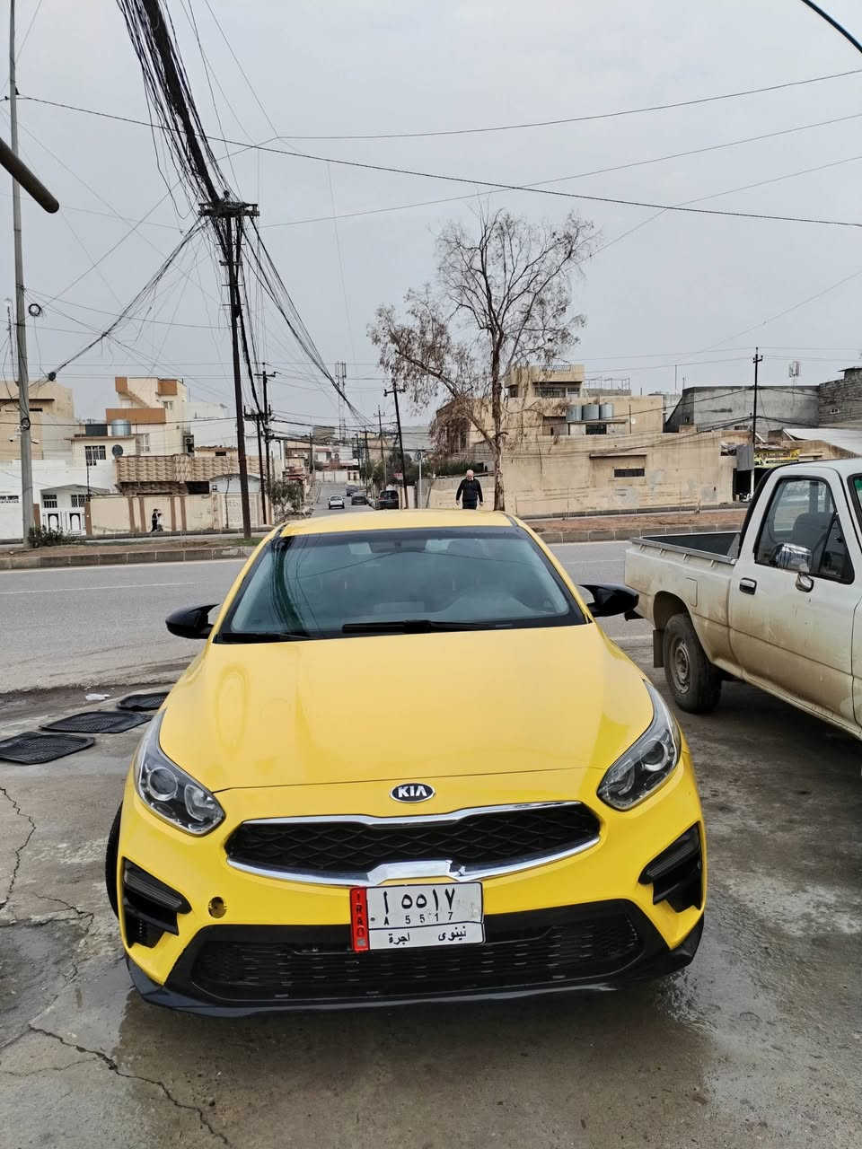 كيه فورتي. 2021
كير عادي
سياره شرط تحويل
كير محرك شرط
كابون بانزين
سياره مصفر تخذها هيئه وغرامات
ضرر جملغ امامي  وجملغ ثاني بل عراق ما بيها اي دواخل
طخم تاير جديد ويل كب جديد اصلي مال فورتي
سياره دينار ما تصرف عليها شغل وتتكل علا الله
مكاني موصل. سعر 127. وبيها مجال بصيط
***********
***********
