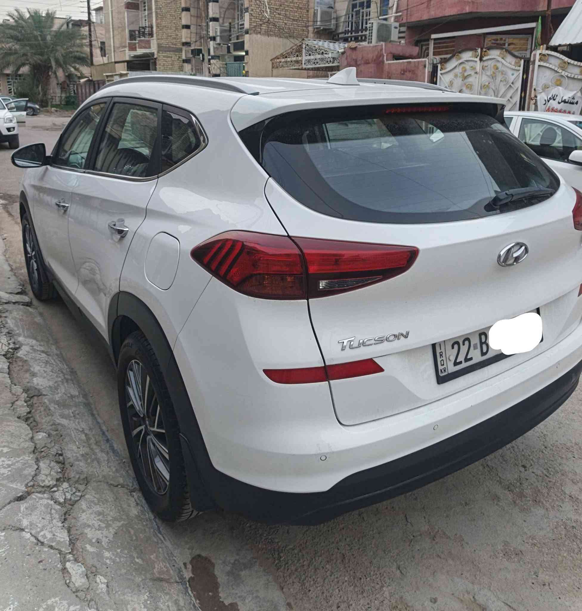 توسان  ٢٠٢٠ خليجي للبيع
‏شركة الكاصد
‏رقم أربيل إنكليزي بأسم عربي مو كردي ( شرط تحويل) 
‏محرك ٢٠٠٠ دوش 
‏فول مواصفات 
‏قماره حديد
‏مكفولة من الصبغ ماعدا دعاميه اماميه بيه صبغ 
بيه ( بي دي أر ) خمس أصابع بمقدمة البنيد وبيه بارد باب العبري             وبيه سونار     
‏ماشيه ٥٠ الف 
‏محرك وكير وتبريد مكفولات 
‏مكان بغداد اتصال *********** واتساب

