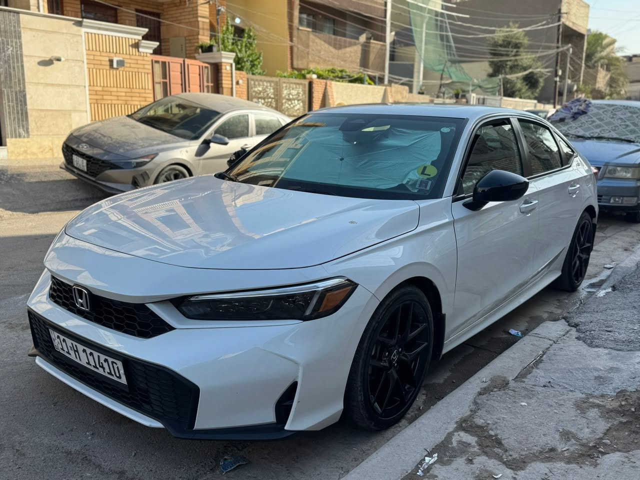 هوندا سيفيك سبورت هايبرد 2025 
اللون : ابيض    
الموديل : 2025 
المسافة المقطوعه 16m
المحرك 2000cc هايبرد 

=======‎ 👇🏻👇🏻الاضافات فل كامل ======       

‎• فتحه سقف كرستال 3 حركات
‎• بطارية ليثيوم
شاشه  نفكيشن 
‎• كاميرا خلفية   
‎•كراسي مخملً  
‎• رادار امامي
‎• مانع تصادم
‎• محدد مسرب
‎• تصحيح مسار
‎• كاميرا امامية
‎• مثبت سرعة
‎• مانع انزلاق
‎• استيرنق متحرك
‎• تحكم طارة
‎• بصمة تشغيل
‎• بصمة أبواب
‎• دخول ذكي
‎• إنارة ترحيبية
‎• مري كهرباء
‎• غمازات عالمري
‎• حساسات تجاوز BSM
‎• نقطة عمياء 
‎• حساسات تجاوز عدد 2
‎• شاحن وايرلس 
‎• شاشة اعطال
‎• هندبريك كهرباء
‎• عداد ديجيتال
‎• ويل  قياس 18 
‎• اضوية امامية LED
‎• اضوية خلفية LED
‎• حساسات اضاءة
‎• إنارة امامية تلقائية Auto
‎• إضاءة امامية فل زنون LED 
حساسات خلفيه 
‎• حساسات دخول الإنفاق
‎• حساسات ضغط هواء الإطارات
‎• اضاءة فل زنون LED
‎• نظام صوتي مميز 
‎• أوامر صوتية
‎• نظام ECO + TRIP
‎• نظام GPS + خرائط
‎• نافيجيشن
‎• 3 أنظمة قيادة (eco, ev, sport)
‎• كندشن مركزي
‎• بلوتوث
‎• مدخل USB + AUX 
***********
