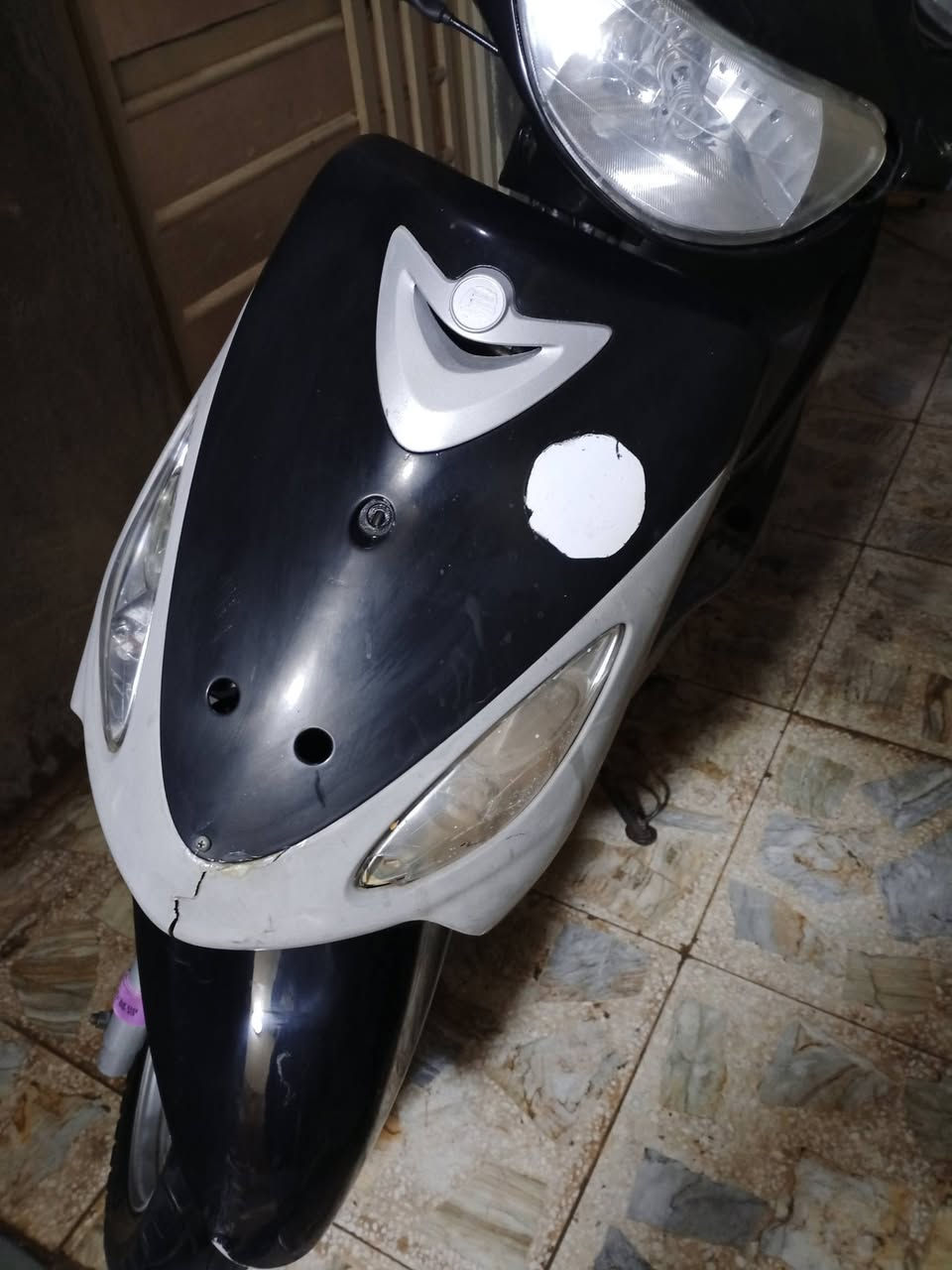 ماكس منغولي الدراجة شوفة عينك خير من الله  مابيهة نقص فقط باتري السعر٥٥٠ الف وبيها مجال حك جية المكان الدورة أبو دشير
الرقم : ***********
