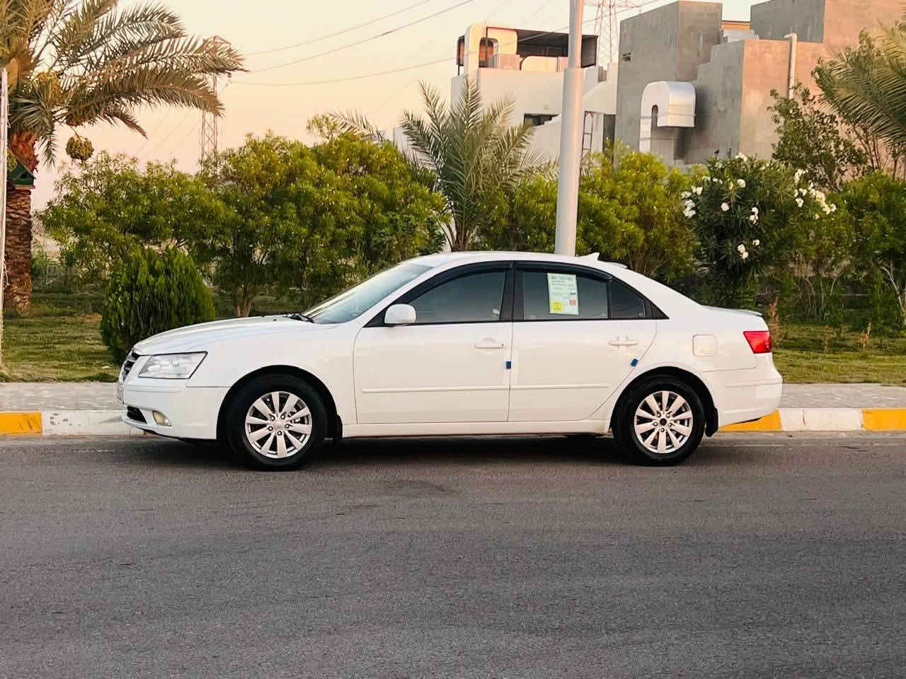 السلام عليكم
سوناتا 2010 ابيض 
السعر 97$
محرك 2400 دوش  بدون فتح بدون بخار بدون تنقيص
رقم اربيل دولي تحويل مباشر 
كير شرط بدون عبب 
صدر جديد 
كهربائيات كلها شغاله
تبريد ثلج 
تحكمات فول 
بيها رش فقط 4قطع ومكانين زغار اثر تكشير بدون قطره معجون 
سياره ماتحتاج اي مصرف 
مكان السيارة تكريت 
للاتصال ***********

