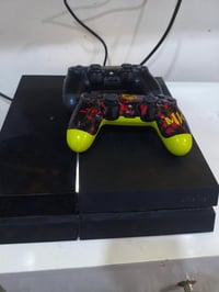 بلي فور • ٥١٢ جيجا • ملحقات كاملة