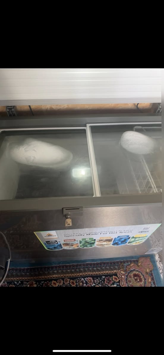 السلام عليكم ثلاجه ومجمده وبعدها جديده مجمده الحافظ والثلاجه Shownic سعره الثلاجه 300 والمجمدة 300 .


**إذا كنت صاحب هذا الإعلان وتريد حذفه لأي سبب، رجاءا أرسل رسالة إلى الدعم الفني**