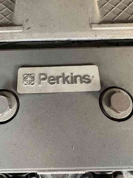 #لبيع_مولدةPerkins150KVA
     
بيركنز (6) سرندر انكليزي بريطاني🇬🇧 اصلي اجبيلي مستعمل استيراد اوربي
سوبر  / اويل كلر / انتر كلر / اجويتر   
  
 توليد استانفورد انكليزي🇬🇧 المنشأ نحاس 100‎%‎ 
السعة(150kva) & (400A) امبير صافي (3) فيز

ساعات عمل(3000) ساعة فقط
اصراف الكاز (12) لتر لساعة الواحدة  
نضافة 90%
كاتم 100%‎ مع اكزوز كاتم اجبيلي سوبر سايلند 

 لوحة التشغيل DSE شاشة ديجيتال تشغيل واطفاء ذاتي اوتوماتيك  بنظام سستم حماية المحرك بلكامل

 
       ضمان لمدة سنة كاملة بالمحرك وراس التوليد استندر   
            كفالة عامة بمحرك بدون بخار وصرف ودخان 
      شرط الضمان والفحص والحمل الموقعي لمدة (3) ايام 
 
   💲السعر تواصل على بريد الصفحة او اتصال على رقم 💲
              يوجد توصيل لكافة المحافضات العراقية  

              مع كافة الخدمات مجانا مقدمة عندة الشراء
                    زيت_ تخم فلاتر [ زيت .كاز .هواء ]
                      وتنصيب داخل كوردستان فقط

                     تتوفر  لدا شركة باور لتجارة العامة
                    لكافة المولدات الجديدة والمستعملة 
               صيانة عامة - قطع غيار عامة - زيوت وفلاتر
         عقود صيانة وادامة دورية - تنصيب وتشغيل مواقع 

للأستفسار اكثر على بريد الصفحة او اتصال على ارقام التالية 

*********** ☎️ مدير شركة باور مهندس ياسر 
واتساب

او زورنا في موقعنا………………
🌐 اربيل _ شارع 100 الصناعة الجنوبية المولدات مقابل بوابة معارض السيارات 
الفرع الثاني اربيل شارع 120 منطقة فرمان باران شارع الكورنيش
